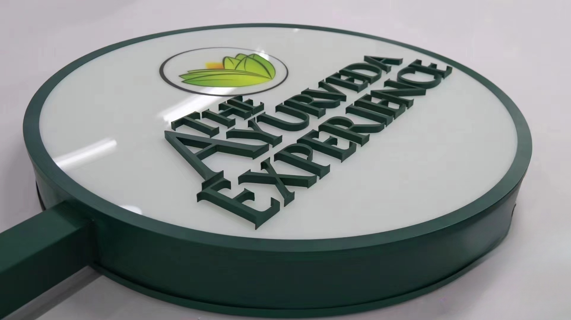 Illuminated Lightbox Signs for Retail & Commercial Use